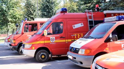 Німецькі партнери передали Чернігівщині пожежні авто та обладнання для ДСНС і Добрянської громади Німецькі партнери передали Чернігівщині пожежні авто та обладнання для ДСНС і Добрянської громади