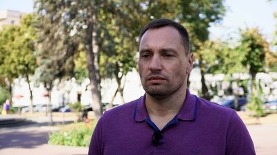 Микола Силенко коментує про посадовий оклад посадовців у Чернігові, зокрема, що стосується Ломака і Брижинського