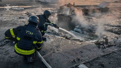 Російські дрони атакували Київщину: є пошкодження у Білій Церкві та Обухівському районі Російські дрони атакували Київщину: є пошкодження у Білій Церкві та Обухівському районі