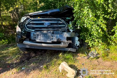 ДТП за участі трьох авто: четверо жінок були травмовані на Рівненщині ДТП за участі трьох авто: четверо жінок були травмовані на Рівненщині