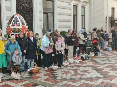 Великдень: у церквах та храмах Дніпра освячують паски