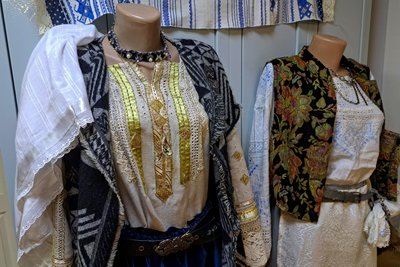 вишивки виставка переселенка Донеччина Олениа Лазько Дніпро 15 жовтня 2024 року вишивки виставка переселенка Донеччина Олениа Лазько Дніпро 15 жовтня 2024 року