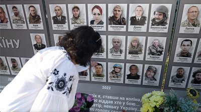"Мені сниться, що він повертається з полону": історія загиблого в Оленівці Дмитра Букарьова