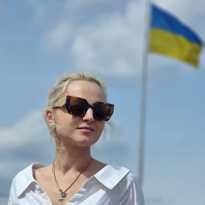 У Житомирі попрощалися з Валентиною Савіцькою, яка загинула через російський удар по Київщині У Житомирі попрощалися з Валентиною Савіцькою, яка загинула через російський удар по Київщині