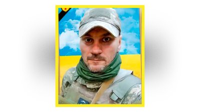 На Чернігівщині попрощалися з військовими Вадимом Арендарем та Віталієм Дудком На Чернігівщині попрощалися з військовими Вадимом Арендарем та Віталієм Дудком
