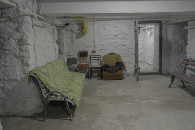 "Там же антисанітарія, хто туди піде?". Куди ховатися під час повітряної тривоги в Сумах "Там же антисанітарія, хто туди піде?". Куди ховатися під час повітряної тривоги в Сумах