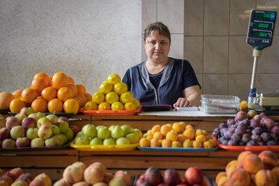 "На смак нітрати не визначиш". Як обрати якісний кавун на ринку та супермаркеті Дніпра "На смак нітрати не визначиш". Як обрати якісний кавун на ринку та супермаркеті Дніпра