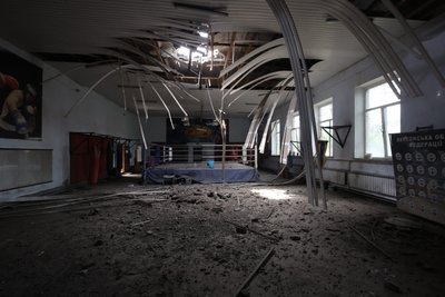 Артобстріл Херсона: загинув 47-річний чоловік, шестеро поранені, пошкоджена спортшкола Артобстріл Херсона: загинув 47-річний чоловік, шестеро поранені, пошкоджена спортшкола