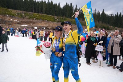Олена Підгрушна, Віта Семеренко, Буковель, Івано-Франківщина Олена Підгрушна, Віта Семеренко, Буковель, Івано-Франківщина