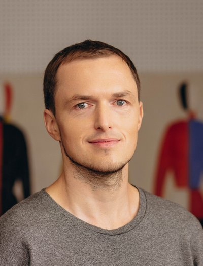 Обов’язковий MAX: навіщо росіяни змушують кримчан встановлювати цей державний месенджер і чим це небезпечно Обов’язковий MAX: навіщо росіяни змушують кримчан встановлювати цей державний месенджер і чим це небезпечно