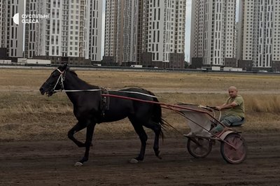 "Це реабілітація й адреналін": ветерани вперше змагались на колісницях в Одесі