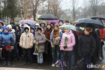 На Одещині відкрили меморіальну дошку на честь загиблого прикордонника На Одещині відкрили меморіальну дошку на честь загиблого прикордонника