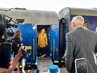 Глава МЗС Німеччини Бербок приїхала в Україну Глава МЗС Німеччини Бербок приїхала в Україну