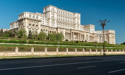 Мистецтво під диктатурою: загальні закономірності репресій та контролю