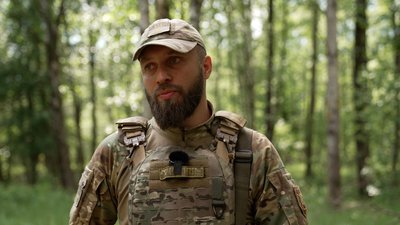 Збиття російських БпЛА зі стрілецької зброї на Чернігівщині: як це коментують бійці 105-го прикордонного загону Збиття російських БпЛА зі стрілецької зброї на Чернігівщині: як це коментують бійці 105-го прикордонного загону
