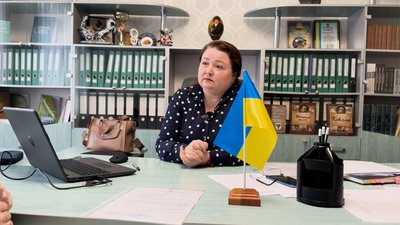 У Прилуцькому гуманітарно-педагогічному фаховому коледжі нова очільниця: чому частина колективу та студенти проти У Прилуцькому гуманітарно-педагогічному фаховому коледжі нова очільниця: чому частина колективу та студенти проти