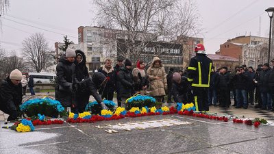 У Кропивницькому вшанували пам'ять ліквідаторів аварії на Чорнобильській АЕС У Кропивницькому вшанували пам'ять ліквідаторів аварії на Чорнобильській АЕС