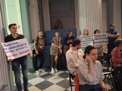 Віряни парафії Святого Миколая на зустрічі з Олександром Ткаченком