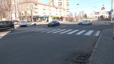 Підготовка до зими: де і як латають дороги у Луцьку Підготовка до зими: де і як латають дороги у Луцьку