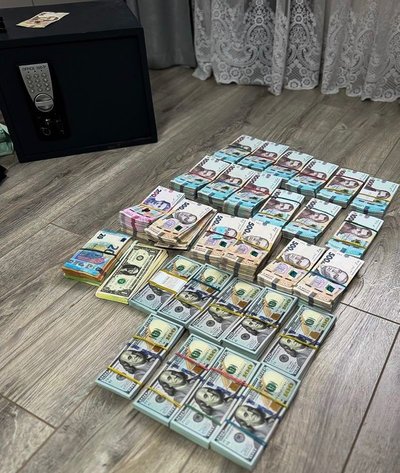 2000 доларів за зміну розкладу маршруту: посадовцю ОДА повідомлено про підозру на Хмельниччині 2000 доларів за зміну розкладу маршруту: посадовцю ОДА повідомлено про підозру на Хмельниччині