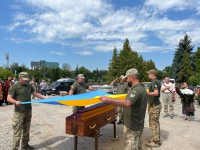 Попрощались із захисником, Василь Нікітчин, похорон військового, Тернопільщина Попрощались із захисником, Василь Нікітчин, похорон військового, Тернопільщина