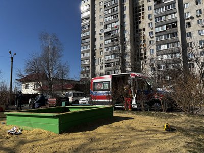 У Слобідському районі Харкова зафіксували влучання російського БпЛА, 26 березня 2026 року У Слобідському районі Харкова зафіксували влучання російського БпЛА, 26 березня 2026 року