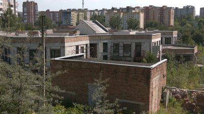 Витратили понад 136 мільйонів: недобудований дитячий садок передають на баланс Рівного Витратили понад 136 мільйонів: недобудований дитячий садок передають на баланс Рівного
