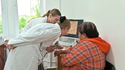 "Я звернулася, бо є новоутворення": як перевіряли родимкі у День діагностики меланоми у Рівному