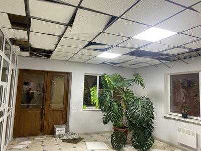 РФ другу ніч атакує Ізмаїльський район: пошкоджено лікарню та зерновий склад РФ другу ніч атакує Ізмаїльський район: пошкоджено лікарню та зерновий склад