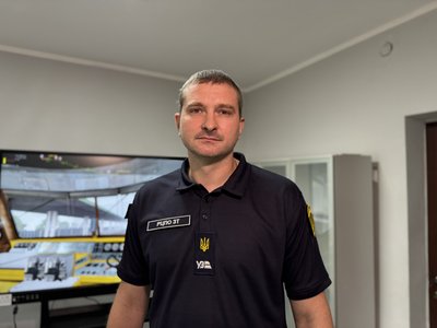майстер виробничого навчання Олександр Москаленко майстер виробничого навчання Олександр Москаленко
