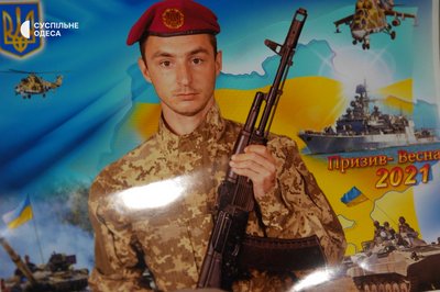 Син повернувся з полону: що росіяни роблять з українськими військовими Син повернувся з полону: що росіяни роблять з українськими військовими