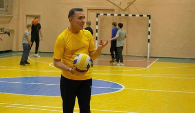 Хмельницький вчитель після трьох років на війні повернувся до роботи викладача