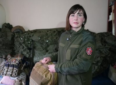 Бойова медикиня "Хартії" на позивний "Вільна" Бойова медикиня "Хартії" на позивний "Вільна"