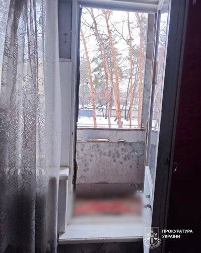 Балкон, де знайшли тулуб вбитого чоловіка у Чугуєві Балкон, де знайшли тулуб вбитого чоловіка у Чугуєві