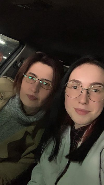 До ТЦК привезла мама. Історія волонтерки, донька якої у 22 роки долучилася до ЗСУ