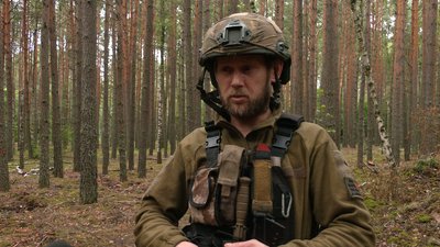 Робота САУ на прикордонні Чернігівщини: військовослужбовці 143-ї ОМБр боронять кордон Робота САУ на прикордонні Чернігівщини: військовослужбовці 143-ї ОМБр боронять кордон