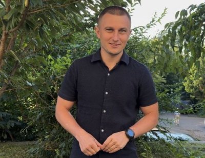 Горщик, якому понад три тисячі років, знайшов на фронті військовослужбовець із Рівненщини Горщик, якому понад три тисячі років, знайшов на фронті військовослужбовець із Рівненщини