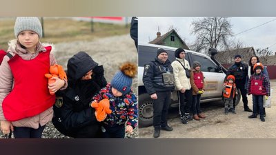 Евакуація з "червоної зони": як волонтери та поліцейські вивозять людей з небезпечних районів Херсонщини Евакуація з "червоної зони": як волонтери та поліцейські вивозять людей з небезпечних районів Херсонщини