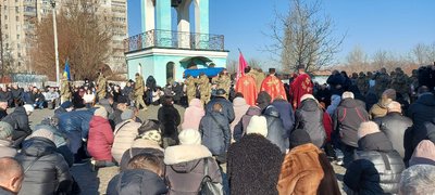 У Хмельницькому попрощалися із загиблим захисником Дмитром Дудою У Хмельницькому попрощалися із загиблим захисником Дмитром Дудою
