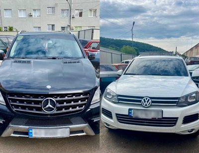 Ошукали іноземців на мільйон доларів: на Закарпатті затримали 18 співробітників кол-центрів Ошукали іноземців на мільйон доларів: на Закарпатті затримали 18 співробітників кол-центрів