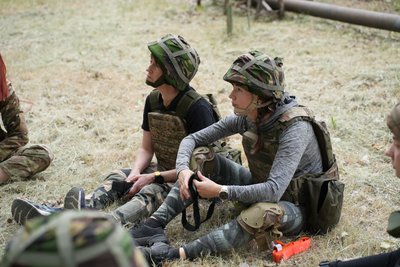 тактична медицина медичний батальйон "Госпітальєри" інструктори навчання курси евакуація поранені фронт передова Дніпропетровська область тактична медицина медичний батальйон "Госпітальєри" інструктори навчання курси евакуація поранені фронт передова Дніпропетровська область