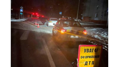 У Чернігові зіткнулись два автомобілі, один з водіїв був у стані алкогольного сп’яніння
