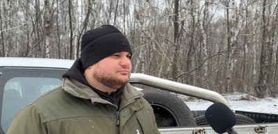 “Це вже тридцята автівка”: волонтери передали бійцям на Сумському напрямку пікап “Це вже тридцята автівка”: волонтери передали бійцям на Сумському напрямку пікап