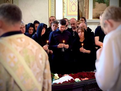 В Одесі попрощалися з колишнім міським головою Русланом Боделаном В Одесі попрощалися з колишнім міським головою Русланом Боделаном