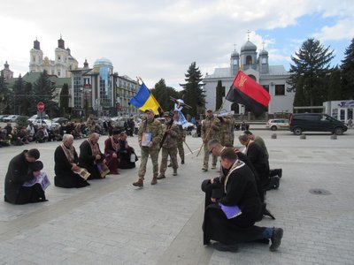 Олександ Пасічник, похорон, прощання із бійцем, Тернопільщина Олександ Пасічник, похорон, прощання із бійцем, Тернопільщина