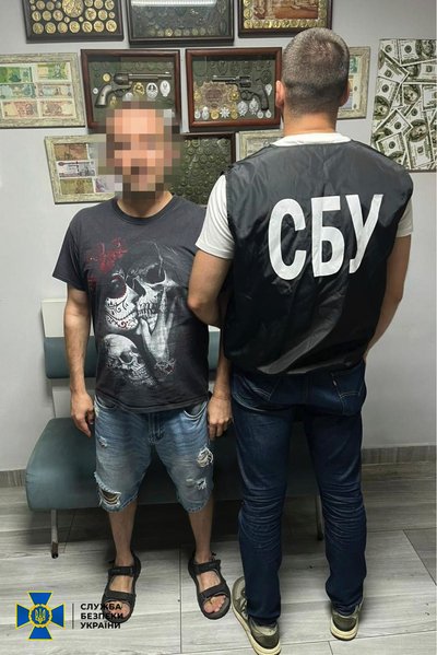 Жителя Харківщини підозрюють у схемі ухилення від мобілізації Жителя Харківщини підозрюють у схемі ухилення від мобілізації