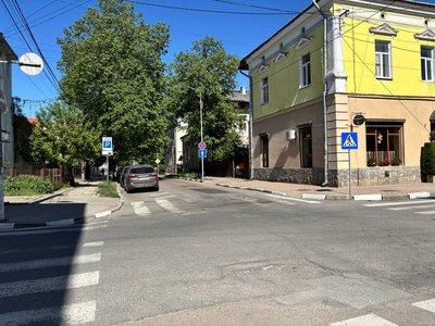"Справжня чиста річка": у Стрию на Львівщині під час ремонту дороги виявили тунель часів Австро-Угорщини "Справжня чиста річка": у Стрию на Львівщині під час ремонту дороги виявили тунель часів Австро-Угорщини