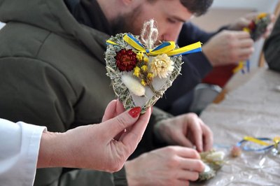10 років створює іграшки з сіна: як жителька Борислава на Львівщині перетворила хобі на власну справу 10 років створює іграшки з сіна: як жителька Борислава на Львівщині перетворила хобі на власну справу