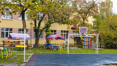 У Кропивницькому є два майданчики, пристосовані для дітей з інвалідністю У Кропивницькому є два майданчики, пристосовані для дітей з інвалідністю