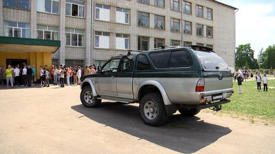 У Житомирі учні та вчителі ліцею №24 зібрали 350 тисяч гривень на автівку для ЗСУ